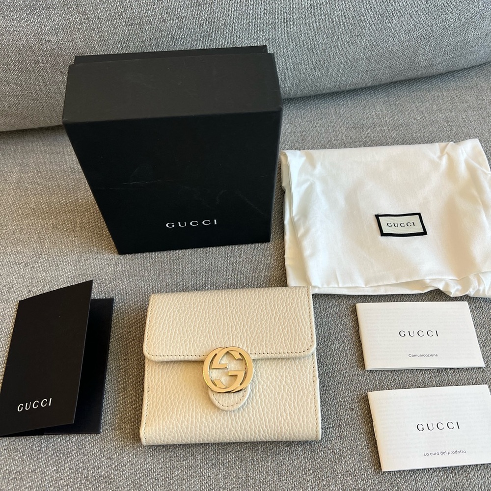 🔥 Gucci Interlocking GG Wallet
